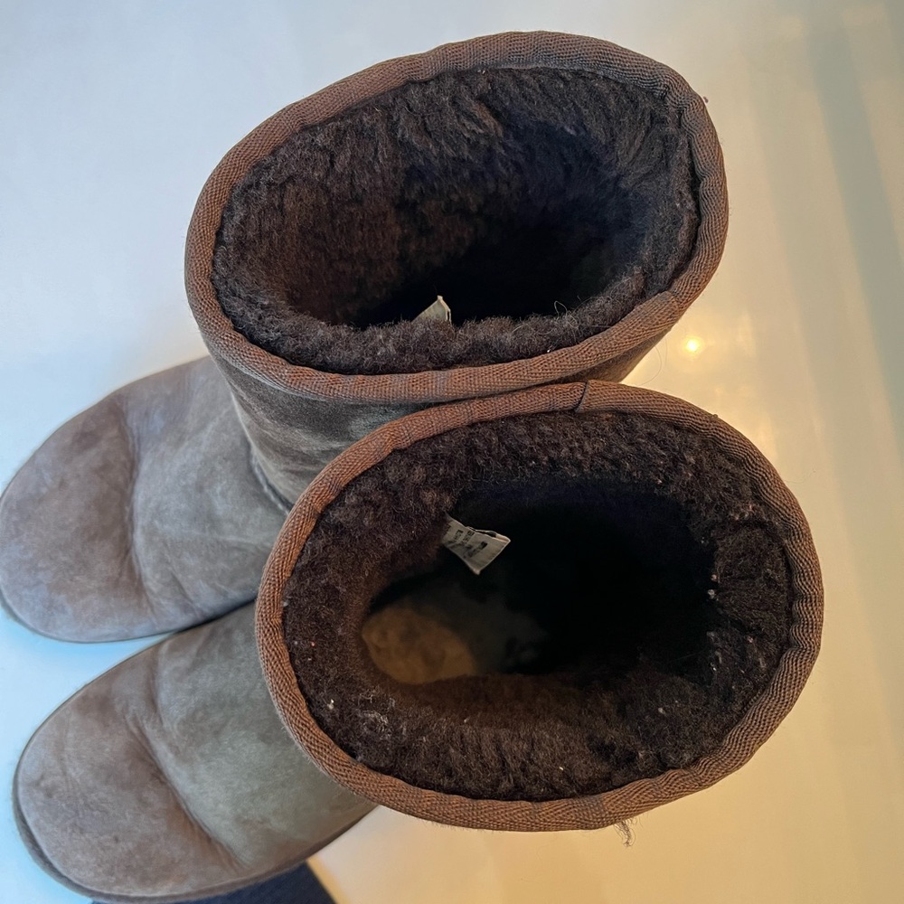 UGG classic short boots chocolate brown - Picture 11 of 11